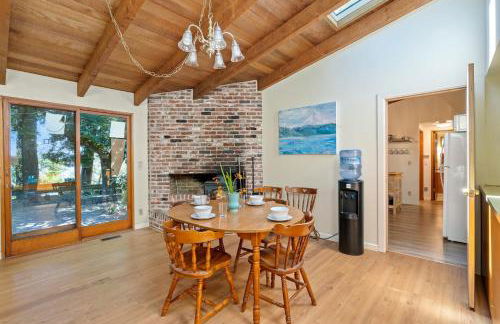 The Riverfront Retreat-Woods Landing - Foto 25