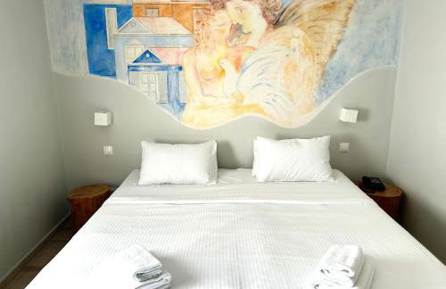 Loriet Hotel - Photo 90