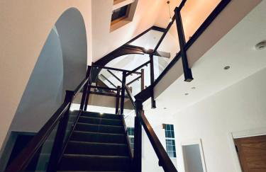 The Bell Tower - Foto 25