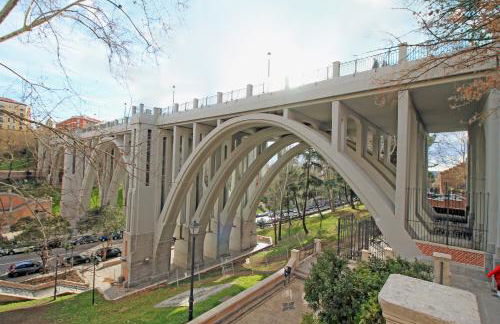 Luminoso Apartamento de Diseño en Paseo Imperial - Photo 25