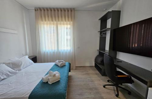 Libra Apartment - near Train Station & Wi-Fi - Foto 13