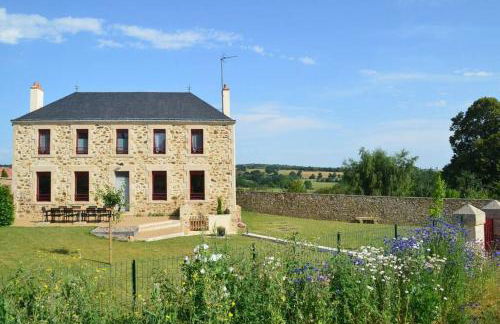 Gîte La Dortière s'Amuse, magnifique maison de maître 12min du Puy du Fo - Photo 1