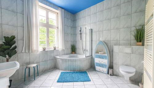 DEUTSCHE VILLA - DELUXE APARTMENT mit Sauna und großem Garten - Foto 4