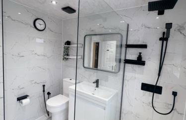 Home near London Heathrow, Slough,Windsor,Legoland - Foto 7