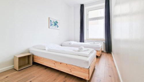Tolstov Apartments - 1 or 4 Room Apartments - 15 Min to Messe DUS - 10 Min Old Town DUS - Foto 5