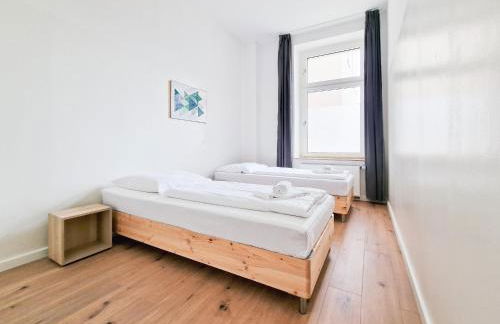 Tolstov Apartments - 1 or 4 Room Apartments - 15 Min to Messe DUS - 10 Min Old Town DUS - Foto 5