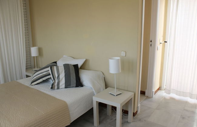 Apartamentos Puerto Sherry - Foto 2