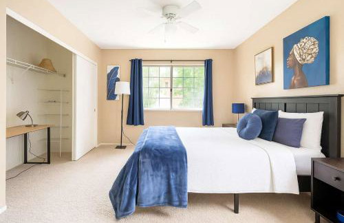 Peaceful Poolside Perfection near Wine Country - Foto 13