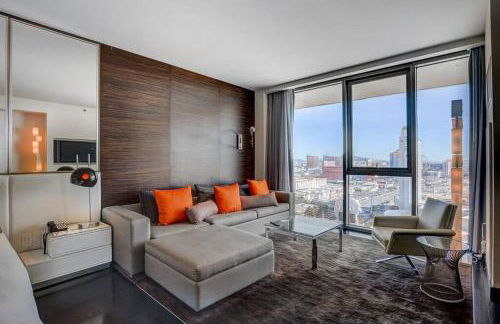 Strip View Luxury Studio No Resort Fee Palms Place - Foto 38