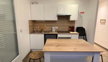 À quelques pas de la gare - RER A - Foto 5