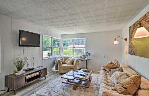 Stylish Dog-Friendly Bungalow Steps to Elk Lake - Foto 3