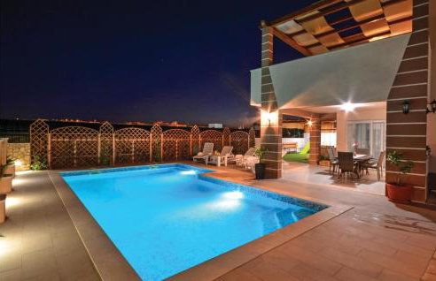 3 Bedroom Nice Home In Solin - Photo 9