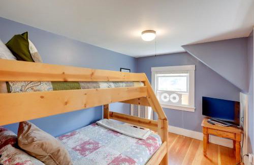 Franconia Escape on Half Acre w/ Fire Pit & Deck! - Foto 18
