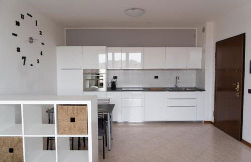 Parcheggio Privato - Appartamento a Milano - Foto 7