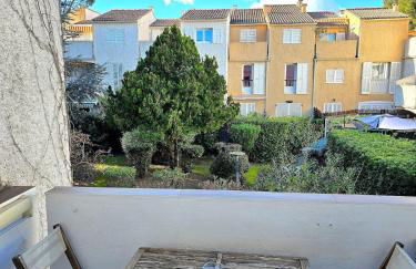 Les Lavandes - à 5min de la mer à pieds , avec balcon et parking - BY AURAconciergerie - Foto 4