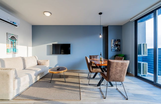 w Exceptional 1BR With Balcony in Casco View - Foto 6