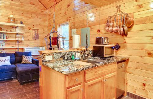 Cozy Upstate New York Getaway with Fire Pit! - Foto 6