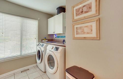 Harbor Island Condo with Deck - Steps to Beach! - Foto 15