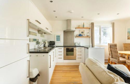 Fabulous Beach Pad Just 20 Paces From The Sea - Foto 23