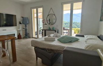Magic Garden with Jacuzzi-Pool and Luxury Lake Como view - Foto 6
