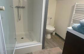 Maison Moderne et Confortable centre Bretagne - Foto 7