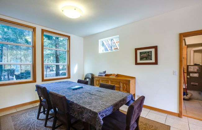 70MBR- Hot Tub - BBQ - Wi-Fi - Pets Ok - Sleeps 8 - Foto 25