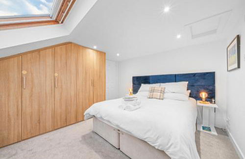 Perfect location for beach and golfing - Photo 24