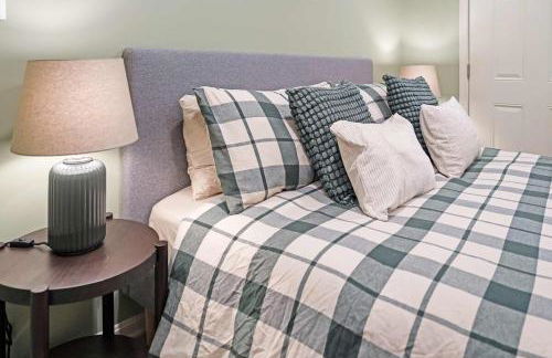 2 Blocks from the US Capitol - Photo 7