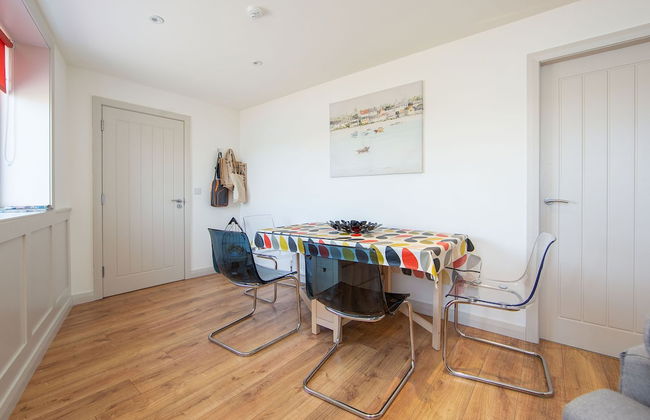 The Anchor Apartments - Photo 14