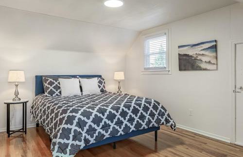 4 Bedroom Plaza Charmer Pet Friendly - Photo 33