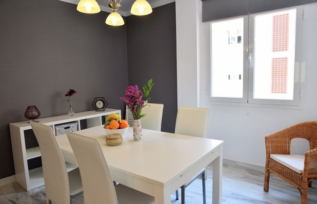 Homely Málaga Vialia con Parking - Photo 4