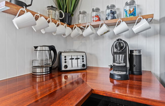 Crystal Cottage Cairns - Photo 29