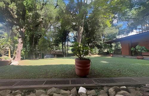 Casa Sítio no Centro da Granja Viana - Foto 56