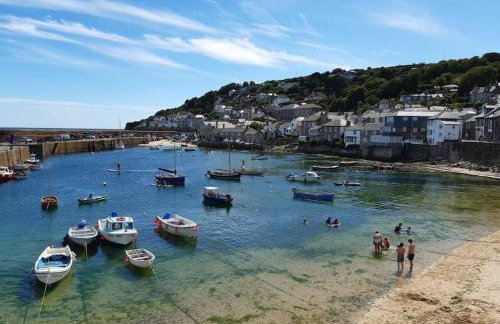 Corvus - Beautiful cottage half a mile from Mousehole - Photo 63