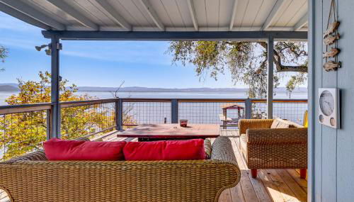 Panoramic Views! Home with Boat Slip on Clear Lake - Foto 1