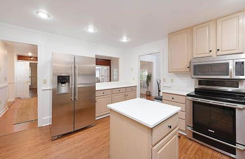 Jackson River Estate Main House Pool, Riverfront, sleeps 15 - Foto 49