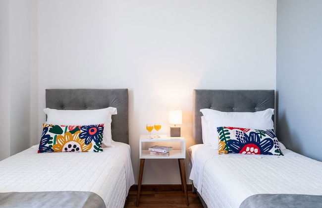 Superb Villa - Private Pool Jacuzzi Sauna Gym - Photo 19