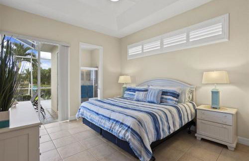 Cape Serenity- Premier Waterfront Villa with Kayaks and Bikes - Photo 24