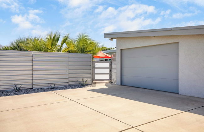 Lloyd by Avantstay Palm Spring Paradise w/ Pool, Large Yard & Table Tennis! Permit#3779 - Foto 44