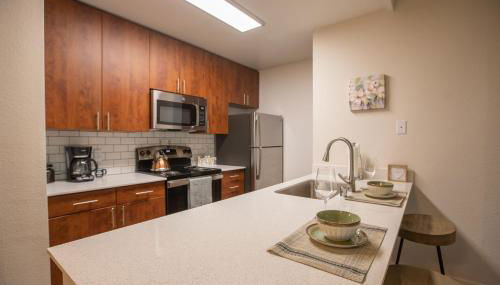 Huge Oceanside Private 2BR Apartment-Pool-Gym-Spa - Foto 5