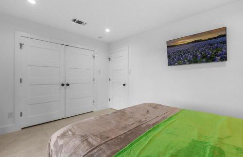 Guadalupe Bluff Modern House - Foto 73