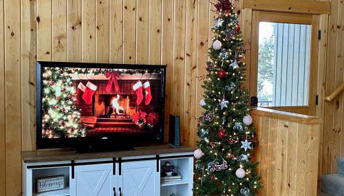 Juniper Ridge Chalet at Eagle Crest Resort - Photo 2, locker