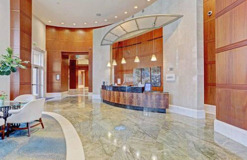 2B Beachfront condo! Pool! Games! 15 mins to PBI! - Foto 20