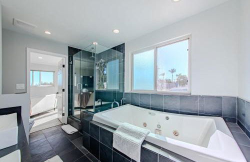 Modern 5 Bed with Guest House & Pool West Hollywood - Foto 25