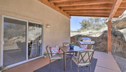 Desert Gem with Patio and Grill, Near Oracle St Park! - Foto 2