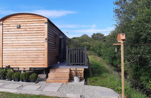 Min yr Afon - Cabin - Sleeps 2 - Hot Tub - Parking - Foto 57