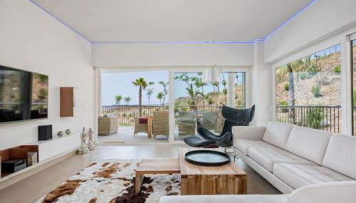 Seaview Luxury 2 Bedrooms Apt in Reserva del Higueron - Foto 4