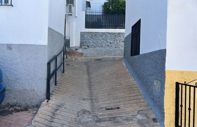 Cd-2102 · Three Bedroom Townhouse - Photo 33