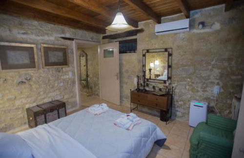 Villa Kamelia-Renovated old house-South Crete - Photo 4