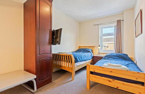 Spacious 3BR House -Sleeps 7 - Contractor Friendly - Foto 40